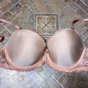 32DD VICTORIAS SECRET